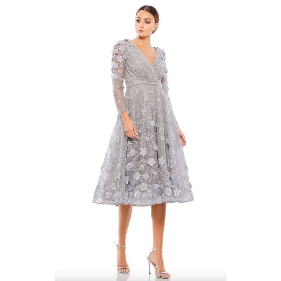 Mac Duggal Long Sleeve 3D Floral Midi Dress Size 4 in Sterling Gray